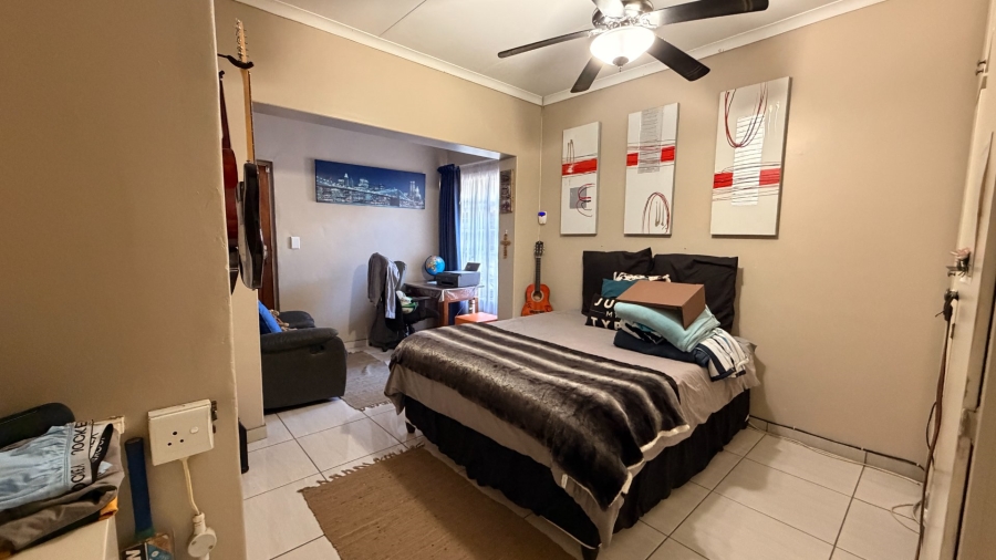 5 Bedroom Property for Sale in Die Bult North West